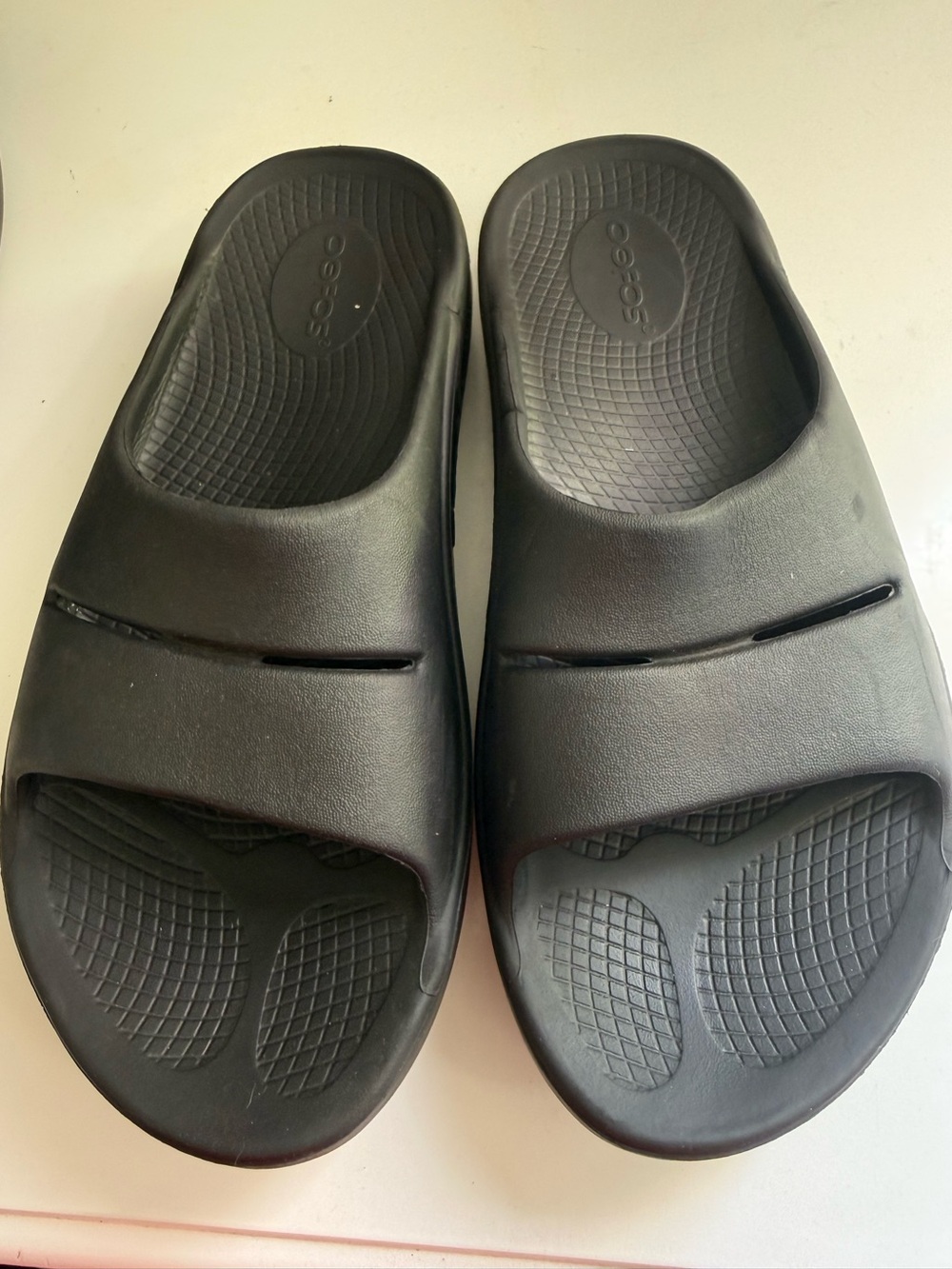 OOFOS Ooahh sandals women size 7 Black Comfort Slide Sandals